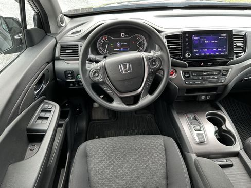 Certified 2023 Honda Ridgeline Sport image 12