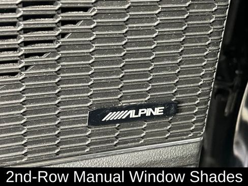 Used 2023 Jeep Grand Cherokee Overland w/ Luxury Tech Group IV image 19