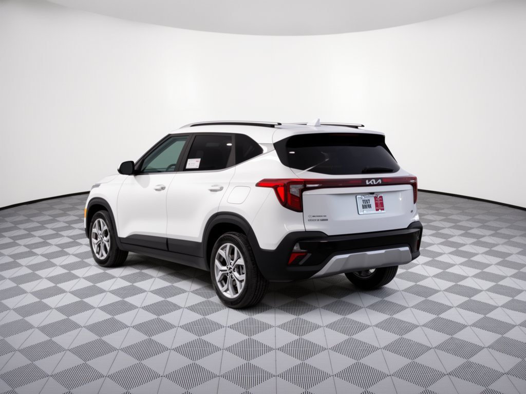 Used 2024 Kia Seltos S AWD/4WD image 5