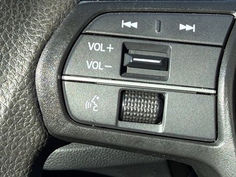 Used 2025 Honda Accord SE image 18