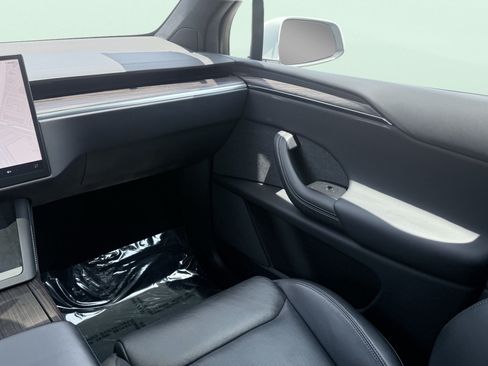 Used 2023 Tesla Model X AWD/4WD image 63