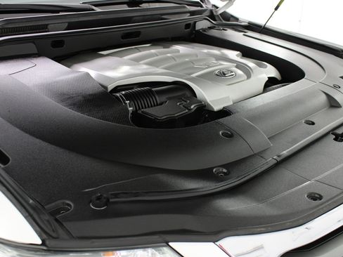 Used 2014 Lexus LX 570 4WD image 76