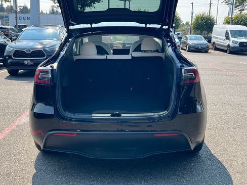 Used 2022 Tesla Model Y Performance AWD/4WD image 10
