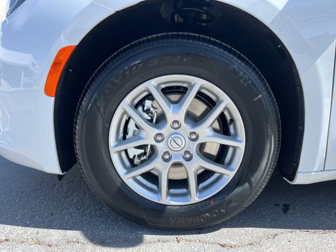 New 2026 Chrysler Voyager LX image 10