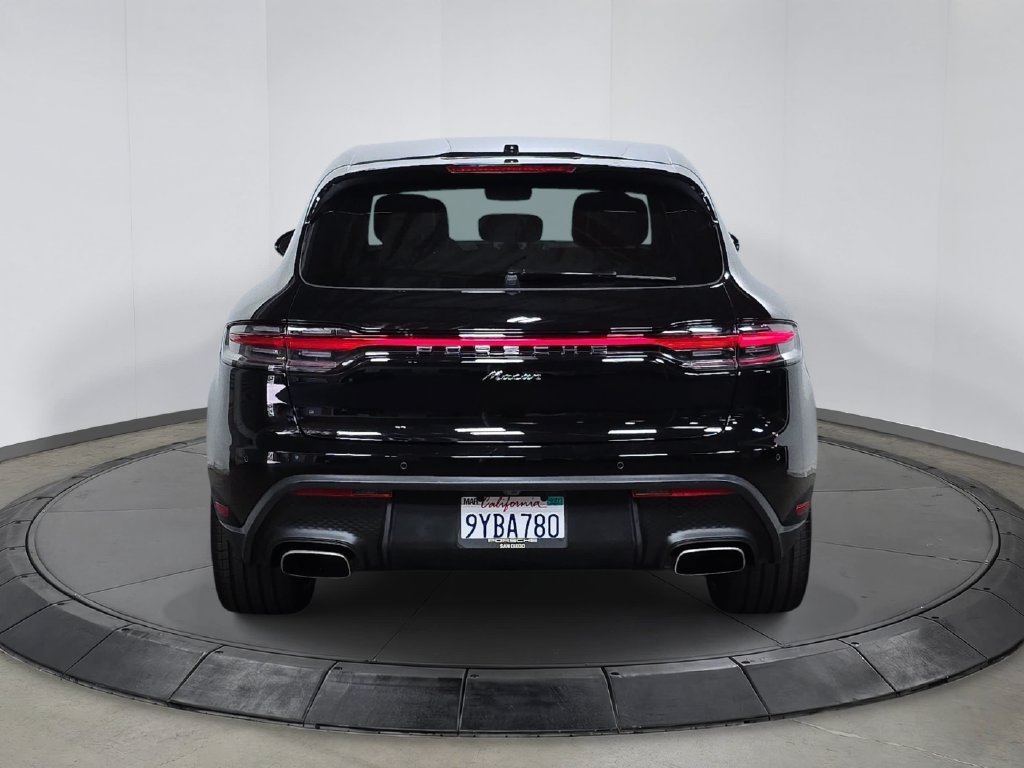 Certified 2026 Porsche Macan AWD/4WD image 6
