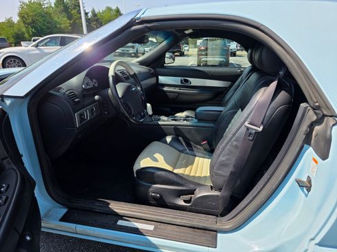 Used 2003 Ford Thunderbird RWD image 17