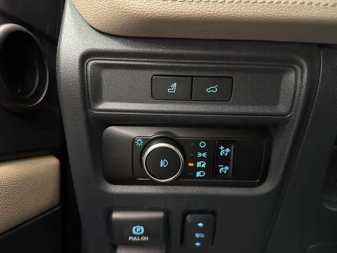 Used 2023 Ford Expedition Max Limited image 40