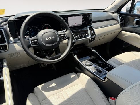 Used 2023 Kia Sorento SX Prestige AWD/4WD image 15