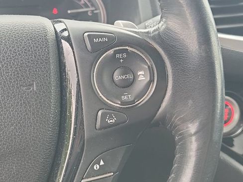 Used 2018 Honda Pilot Touring image 37