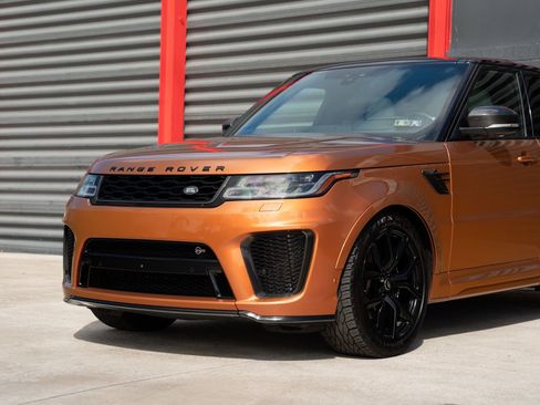 Used 2020 Land Rover Range Rover Sport SVR image 2