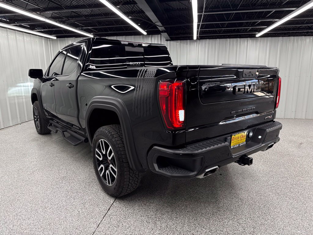 Used 2021 GMC Sierra 1500 AT4 w/ AT4 Premium Package AWD/4WD image 4