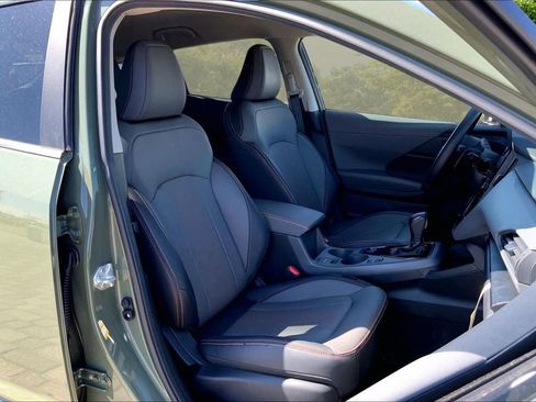 Certified 2025 Subaru Crosstrek 2.5i Limited w/ Crosstrek Mirror Package image 26