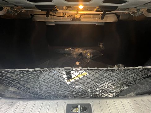 New 2025 Nissan Versa SR w/ Trunk Package image 34