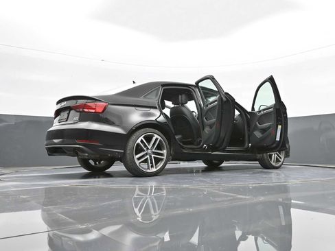 Used 2018 Audi A3 2.0T Premium image 44