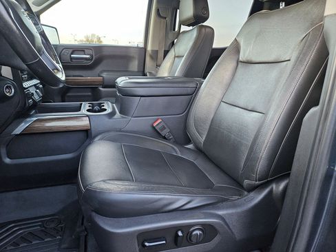 Used 2020 Chevrolet Silverado 1500 LT Trail Boss image 17