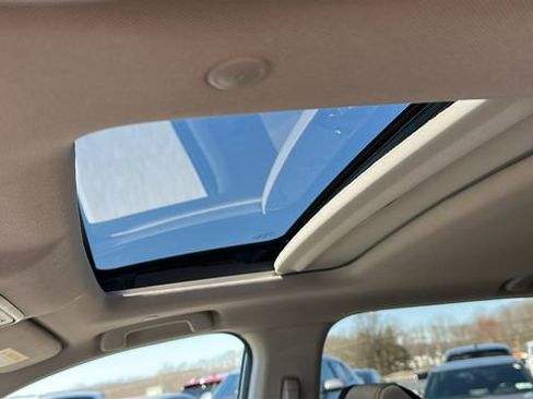 Used 2024 Honda CR-V EX image 11