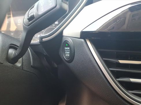 Used 2022 Ford Escape SE w/ Convenience Package image 9