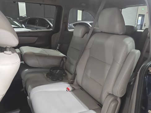 Used 2016 Honda Odyssey SE image 14