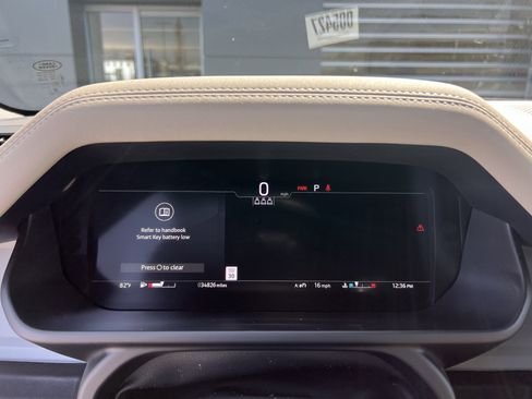 Certified 2023 Land Rover Defender 90 S image 23