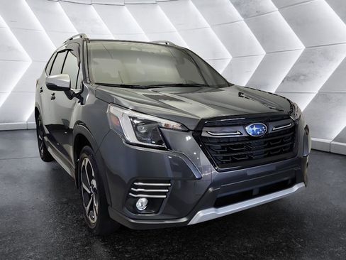 Used 2024 Subaru Forester Touring image 1