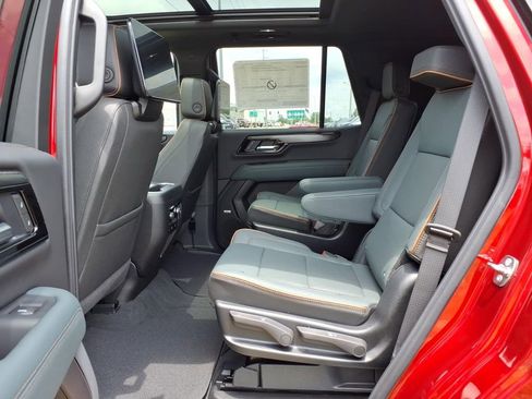 New 2026 GMC Yukon AT4 w/ AT4 Premium Plus Package AWD/4WD image 14