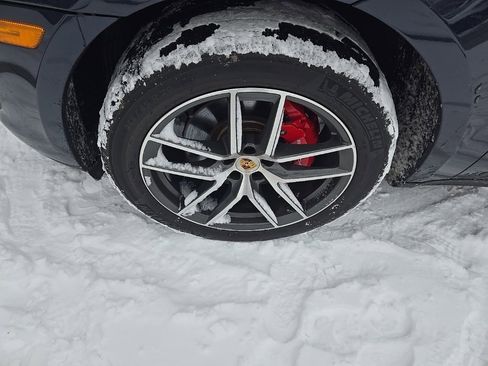 Used 2023 Porsche Macan S w/ Sport Chrono Package image 10