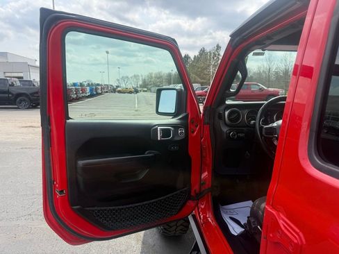 Certified 2020 Jeep Gladiator Sport w/ Quick Order Package 24S AWD/4WD image 14