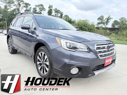 Used 2017 Subaru Outback 2.5i Limited AWD/4WD image 1