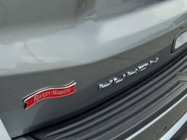 Used 2025 GMC Yukon Denali AWD/4WD image 30