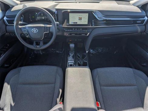 Used 2025 Toyota Camry LE FWD image 22