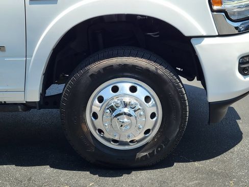Used 2021 RAM 3500 Limited AWD/4WD image 32