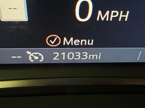 Certified 2023 GMC Acadia SLT image 19