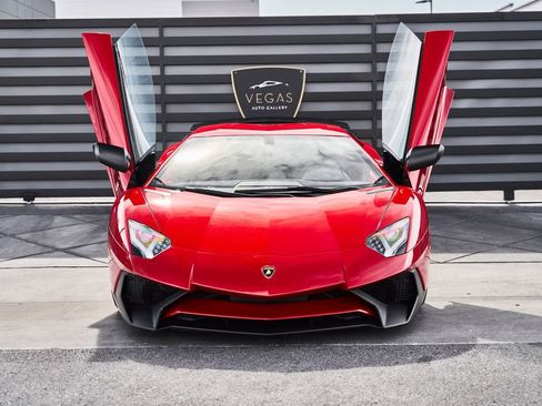 Used 2016 Lamborghini Aventador LP 750-4 Superveloce AWD/4WD image 21