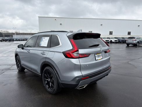 Used 2023 Honda CR-V Sport image 4