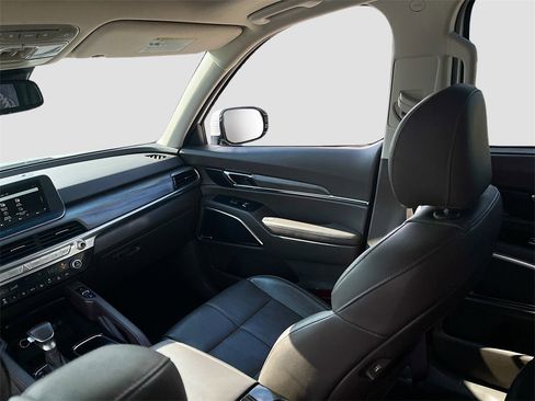 Used 2020 Kia Telluride SX image 25