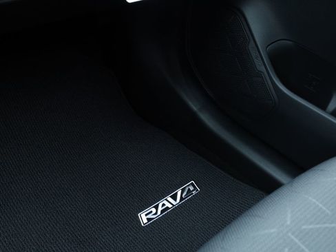 New 2025 Toyota RAV4 XLE image 6