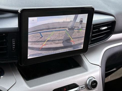 Certified 2021 Ford Explorer XLT image 21