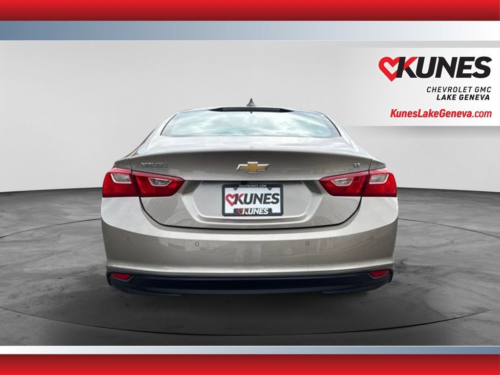 Used 2025 Chevrolet Malibu LT FWD image 7