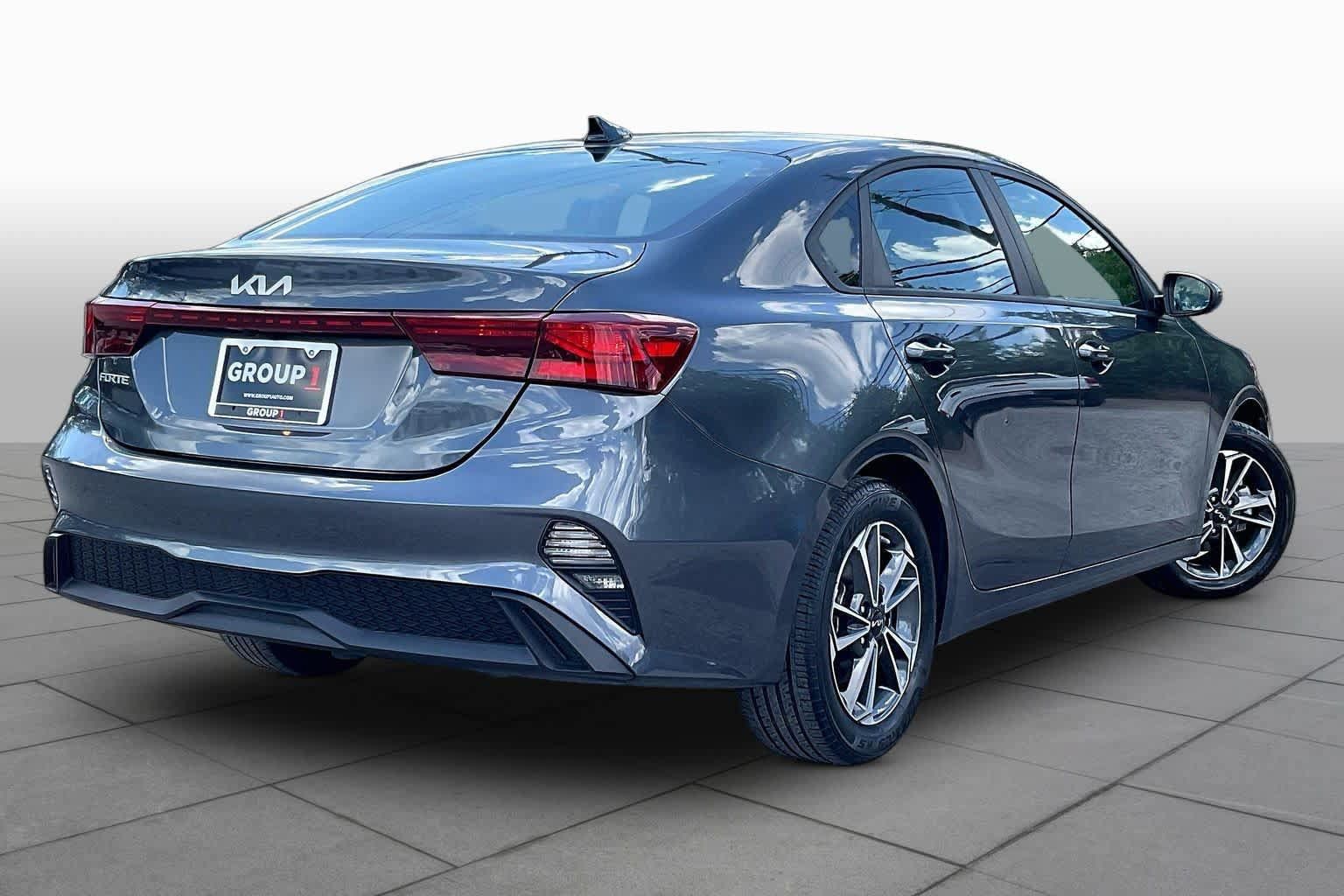 Used 2024 Kia Forte LXS FWD image 13
