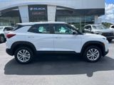 Used 2021 Chevrolet TrailBlazer LS image 2