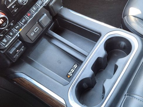 Used 2020 Chevrolet Silverado 3500 High Country w/ Z71 Off-Road Package image 21