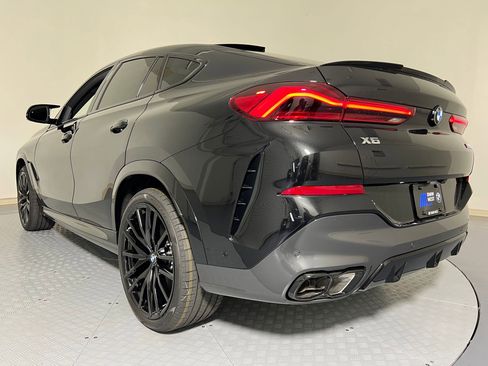 New 2026 BMW X6 M60i image 2