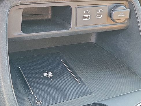 Certified 2025 Honda Pilot Elite image 27