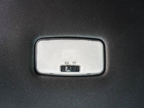 Used 2020 Toyota Tacoma TRD Sport image 10