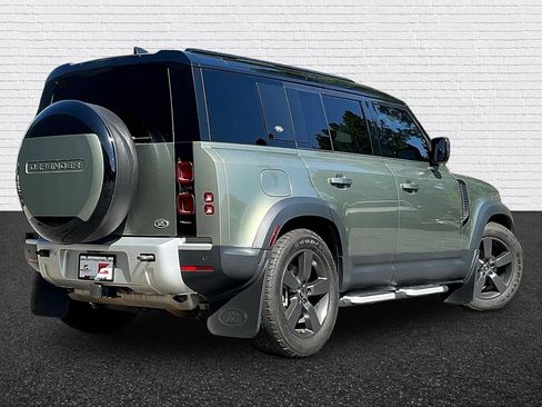 Used 2023 Land Rover Defender 110 SE AWD/4WD image 6