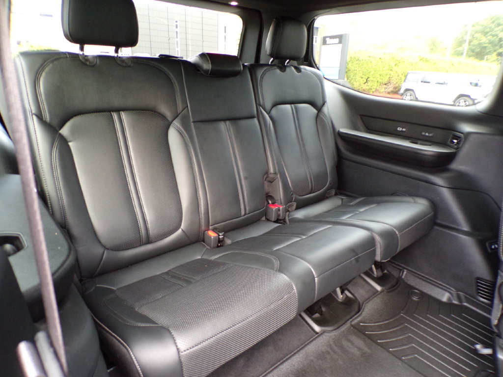 Used 2022 Jeep Wagoneer Series II w/ Flexible Seating Group AWD/4WD image 10