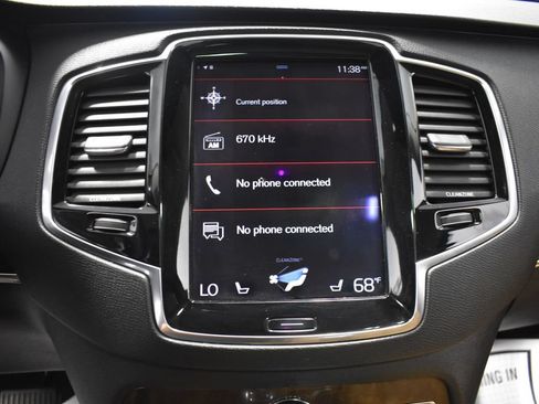 Used 2016 Volvo XC90 T6 Momentum w/ Momentum Plus Package AWD/4WD image 19