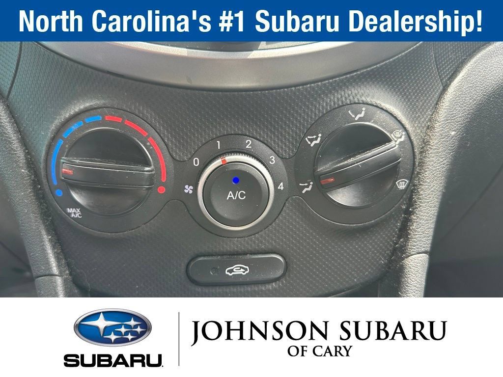 Used 2016 Hyundai Accent SE FWD image 11