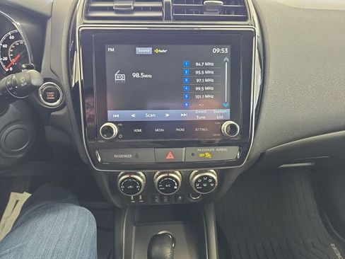 Used 2024 Mitsubishi Outlander Sport SE image 15