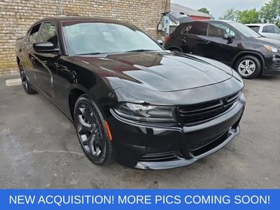 Used 2020 Dodge Charger SXT w/ Blacktop Package